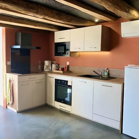 La Jasse Semesterbostad *